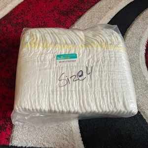 Pampers size 4, diapers